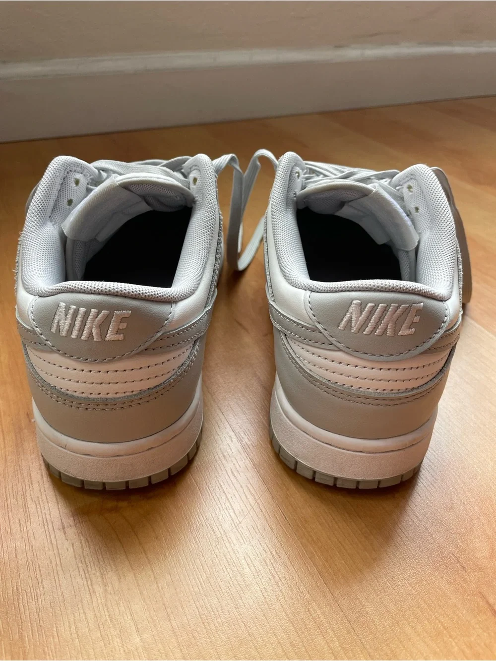 Nike Low-Top Sneakers in White and Light Gray
